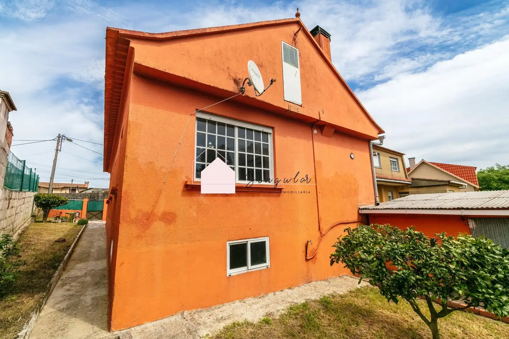 Vista exterior de Casa o chalet en venta en Vigo  con Calefacción, Jardín privado y Trastero