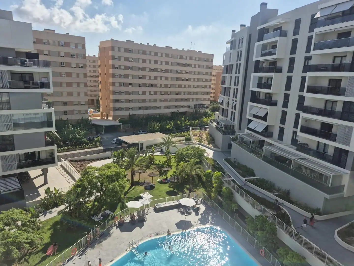 Piscina de Piso de alquiler en Alicante / Alacant con Aire acondicionado, Calefacción y Terraza