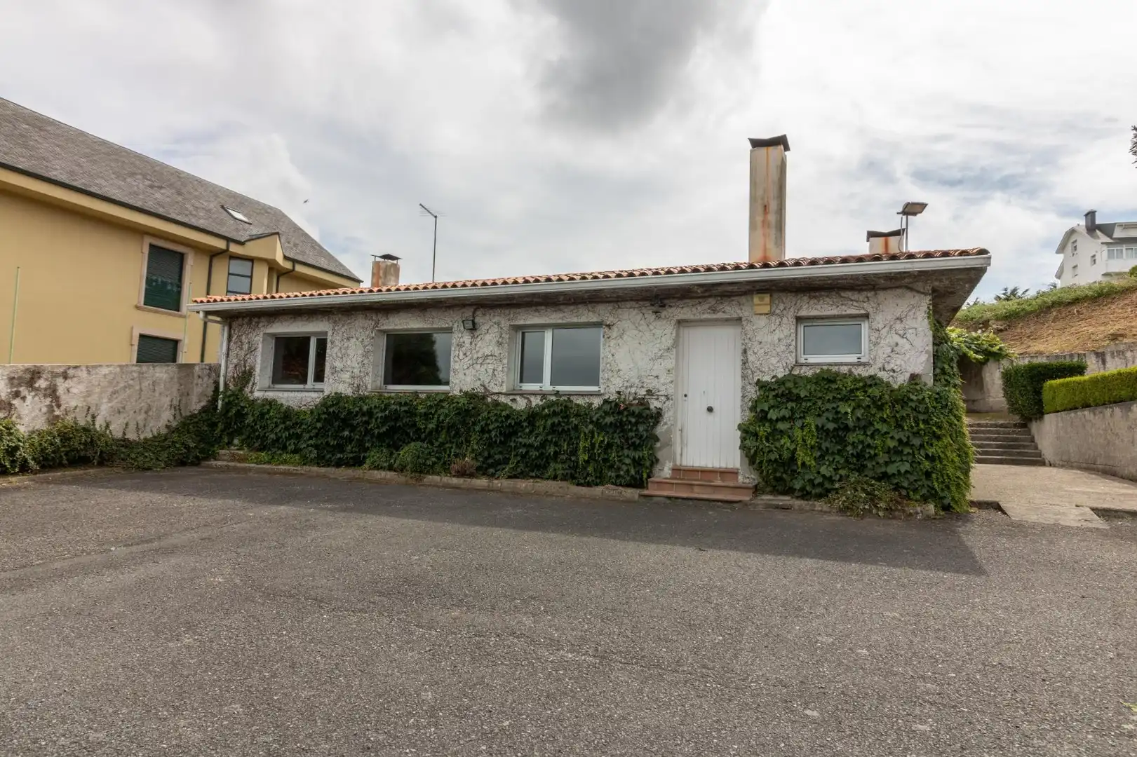 Vista exterior de Casa o chalet en venta en A Coruña Capital  con Jardín privado, Terraza y Trastero