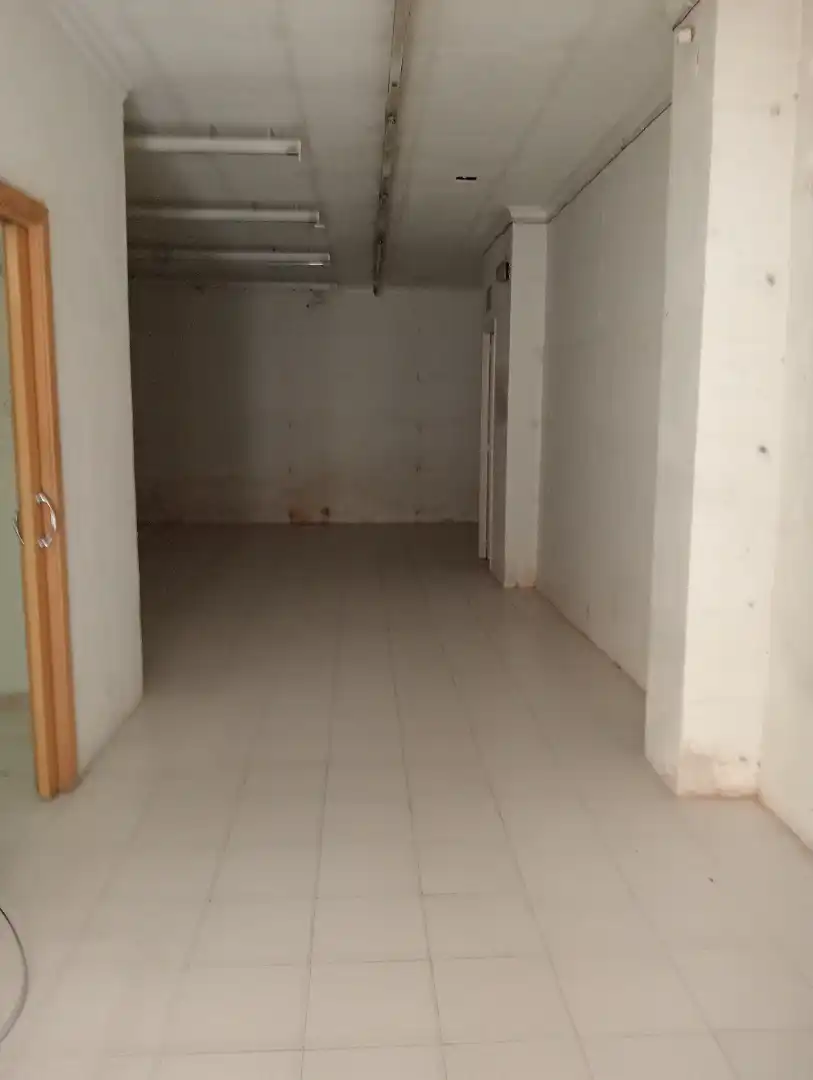 Local comercial en alquiler en Puerto, imagen 4