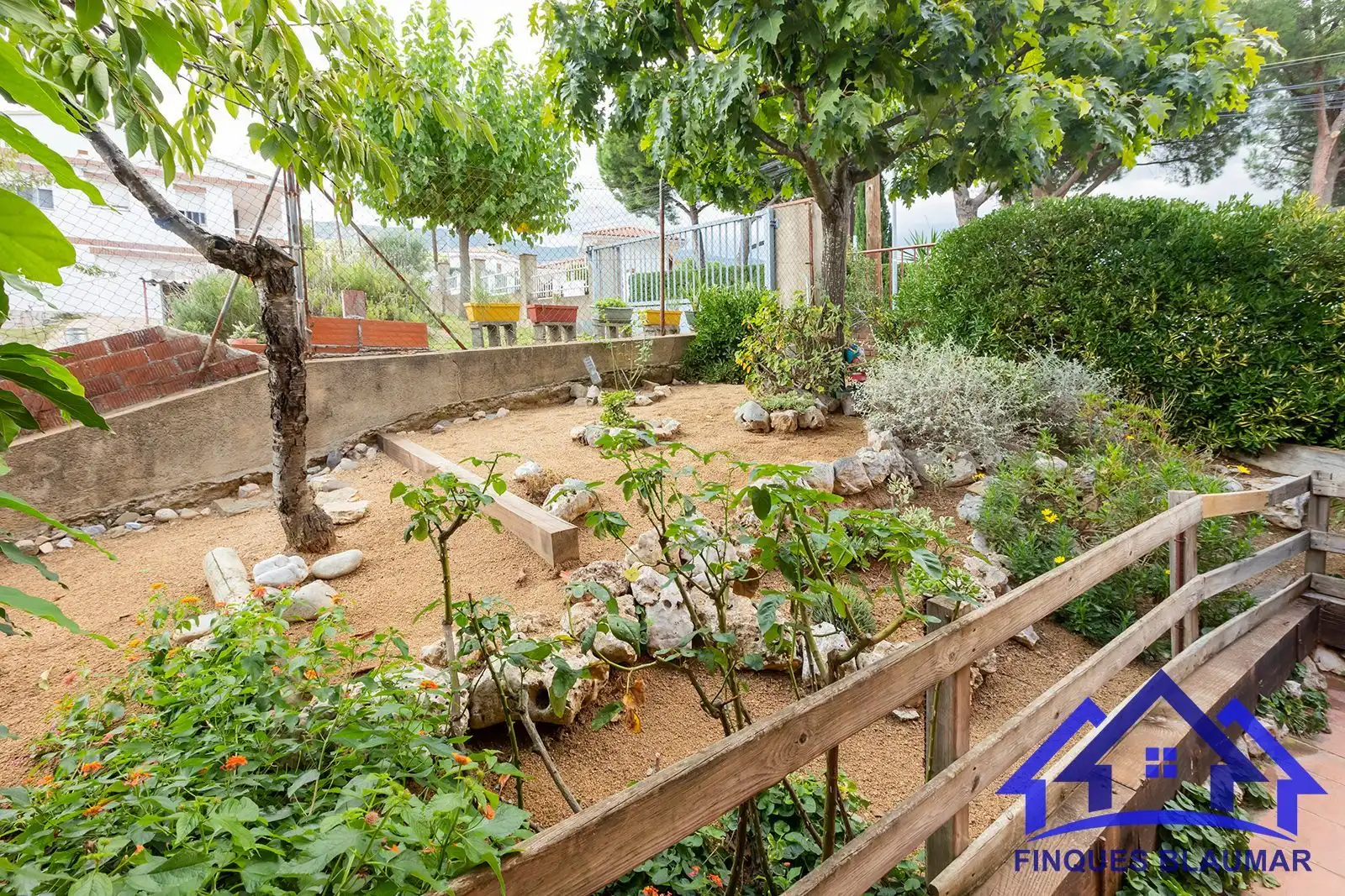 Jardí de Casa o xalet en venda en Sant Iscle de Vallalta amb Calefacció, Jardí privat i Terrassa