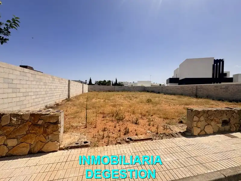 Terreni e lotti in vendita a Urbanización Puerta de Castro