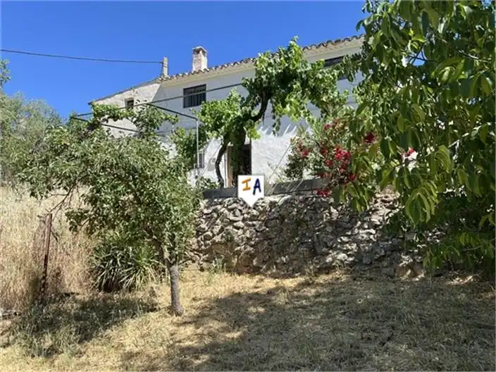 Casa rústica en venda a Alcalá la Real
