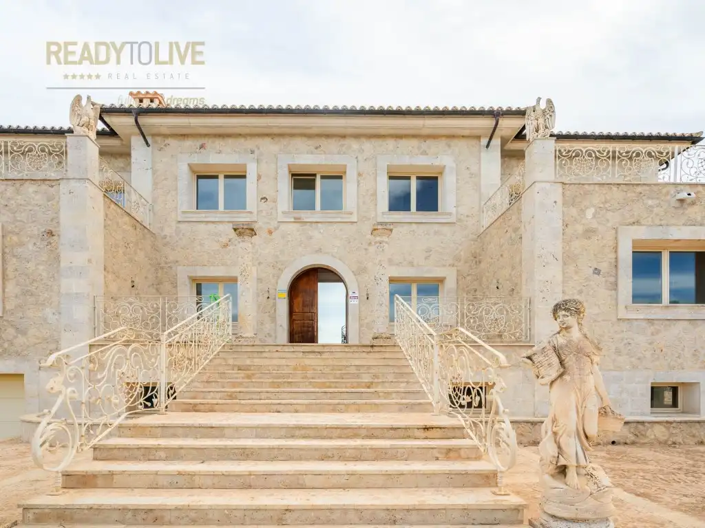Casa rustica con terrazza in vendita a Muro