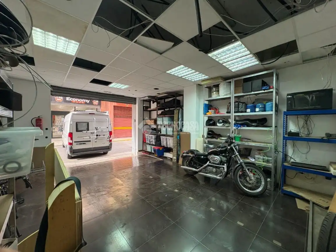 Commercial properties for rent in Xirivella  with Air Conditioner