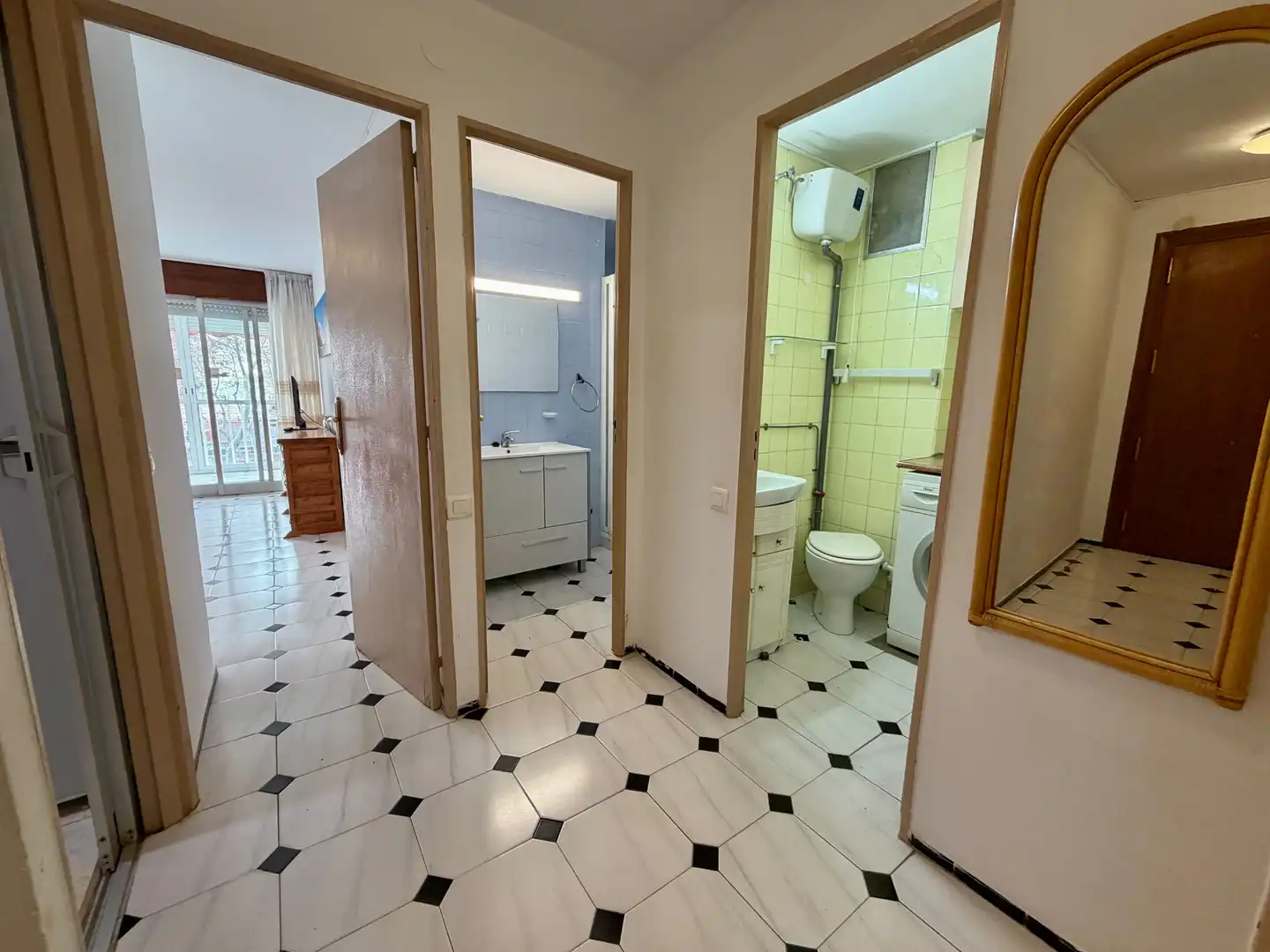 Badezimmer von Wohnung zum Verkauf in Benidorm mit Terrasse, Möbliert und Gemeinschaftspool