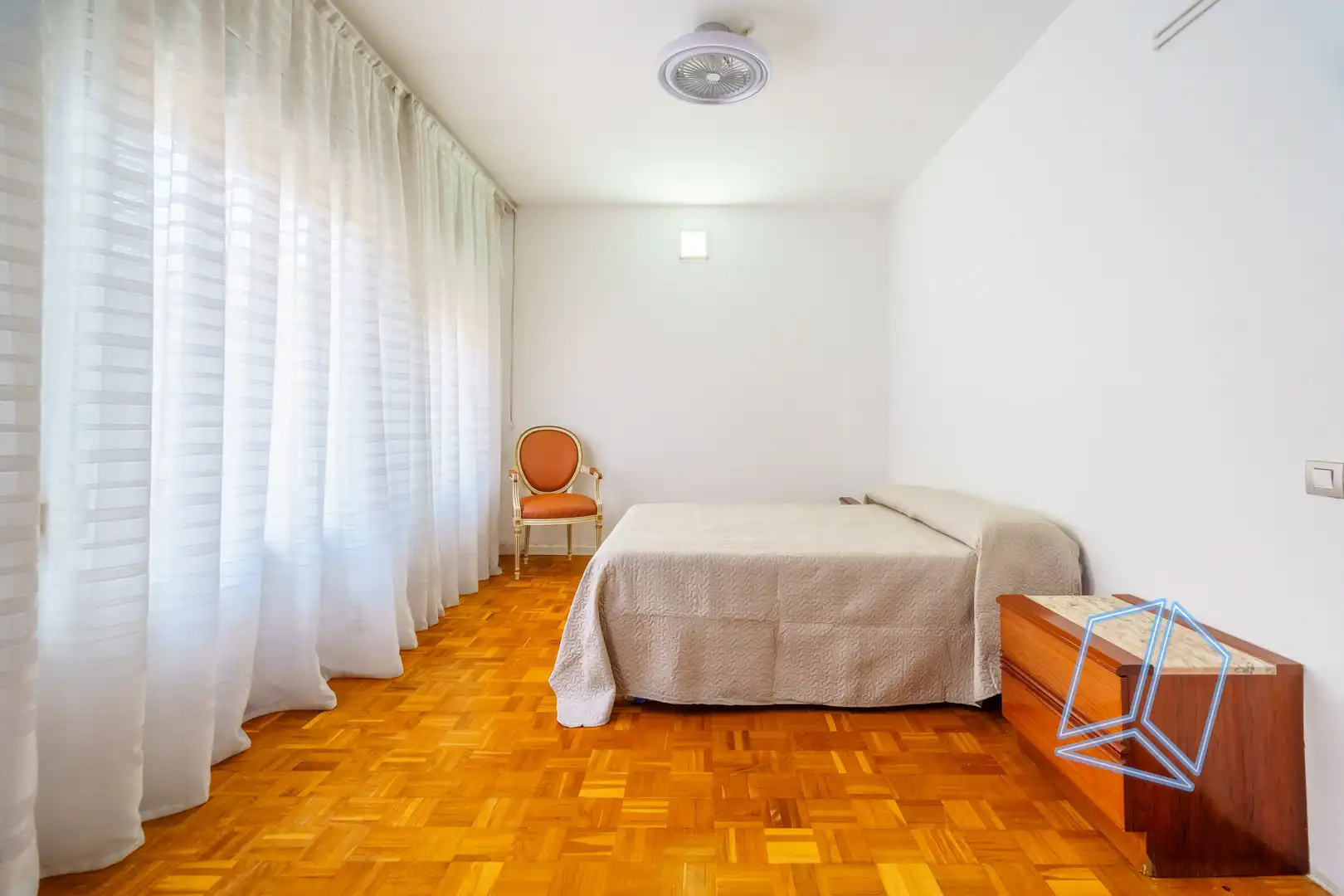 Schlafzimmer von Wohnung zum Verkauf in Gavà mit Abstellraum und Balkon