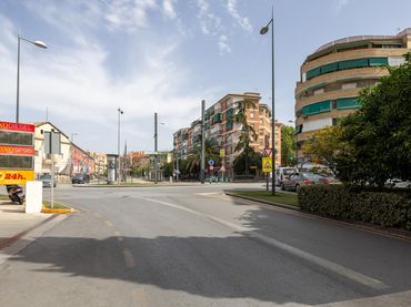 Pis amb balcó en venda a Camino de Ronda 191