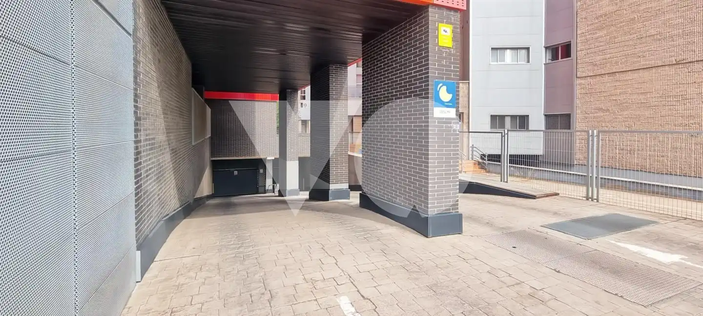 Parcheggio in vendita a Calle de Deyanira, imagen 9