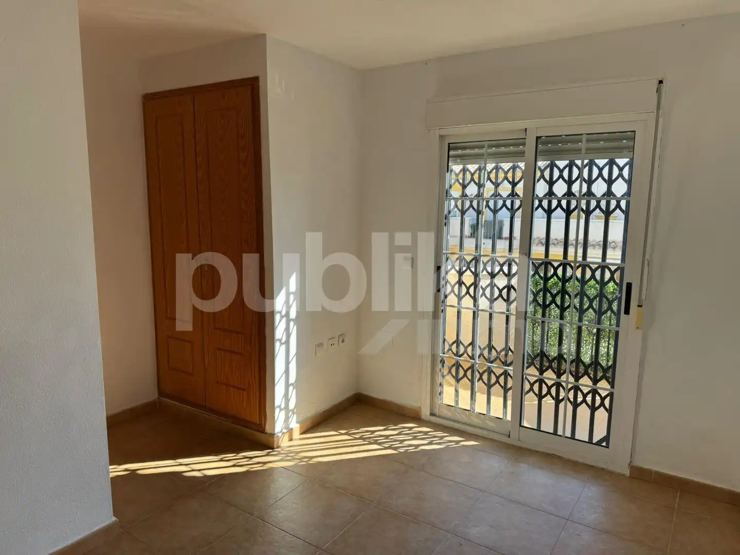 Bedroom of Detached homes for sale in Guardamar del Segura  with Private garden, Terrace and Balcony