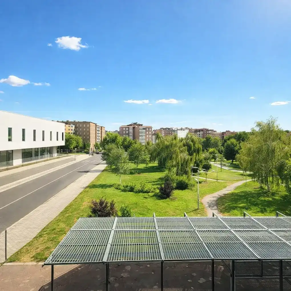 Vista exterior de Pis en venda en Vitoria - Gasteiz amb Calefacció i Traster