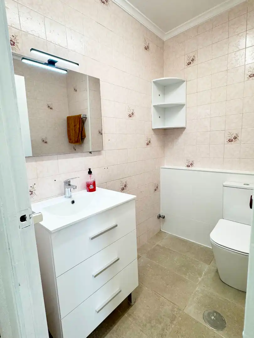 Baño de Piso en venta en San Pedro del Pinatar con Parquet, Amueblado y Lavadora