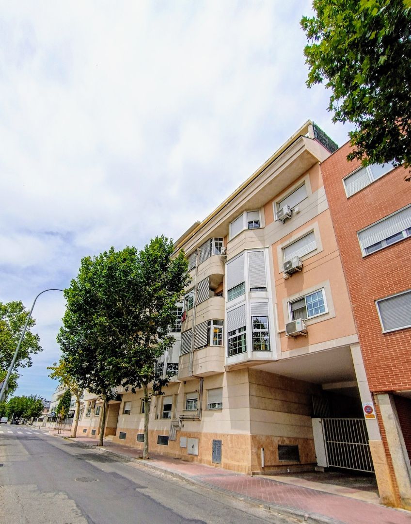 Exterior view of Duplex for sale in Torrejón de Ardoz  with Air Conditioner, Heating and Terrace