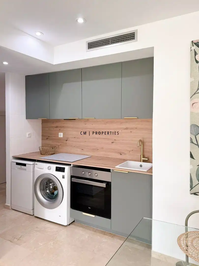 Kitchen of Flat for sale in Chiva  with Air Conditioner, Heating and Terrace