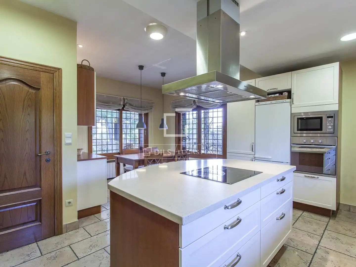 Cocina de Casa o chalet en venta en Paterna con Calefacción, Jardín privado y Terraza