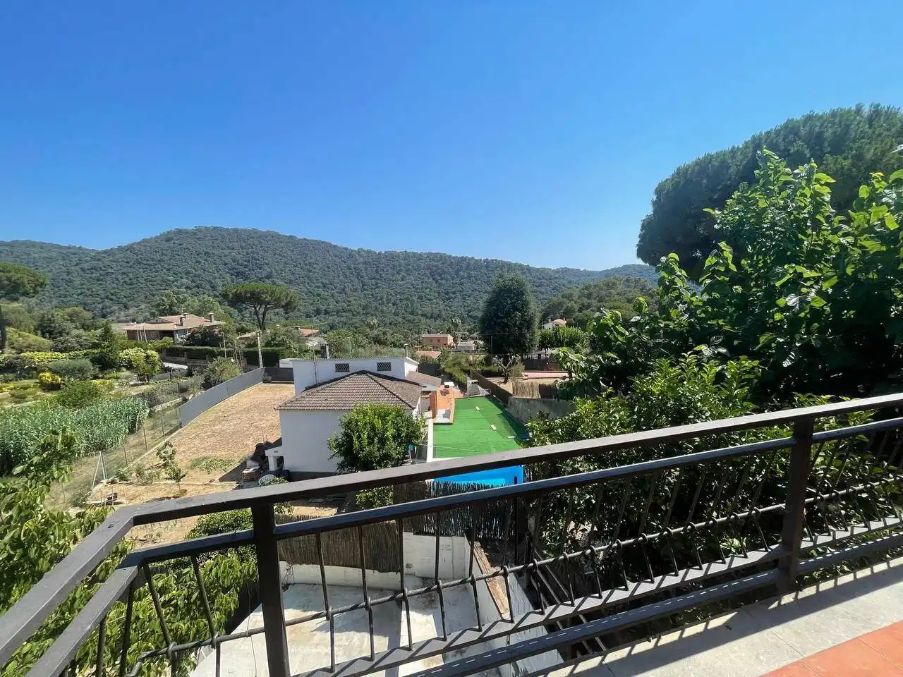 Vista exterior de Casa o chalet en venta en Vilanova del Vallès con Jardín privado