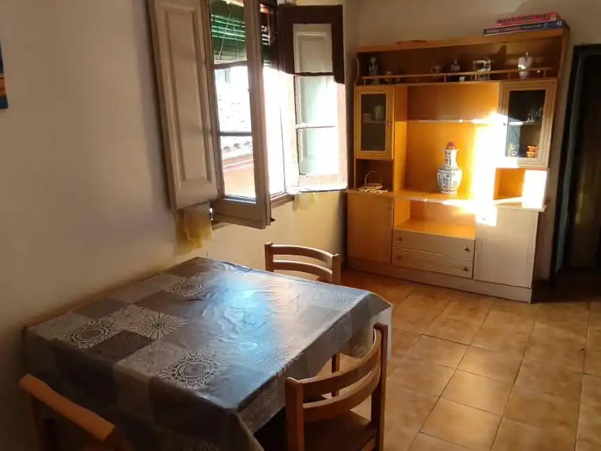 Menjador de Dúplex en venda en Sant Joan de les Abadesses amb Traster, Moblat i Balcó
