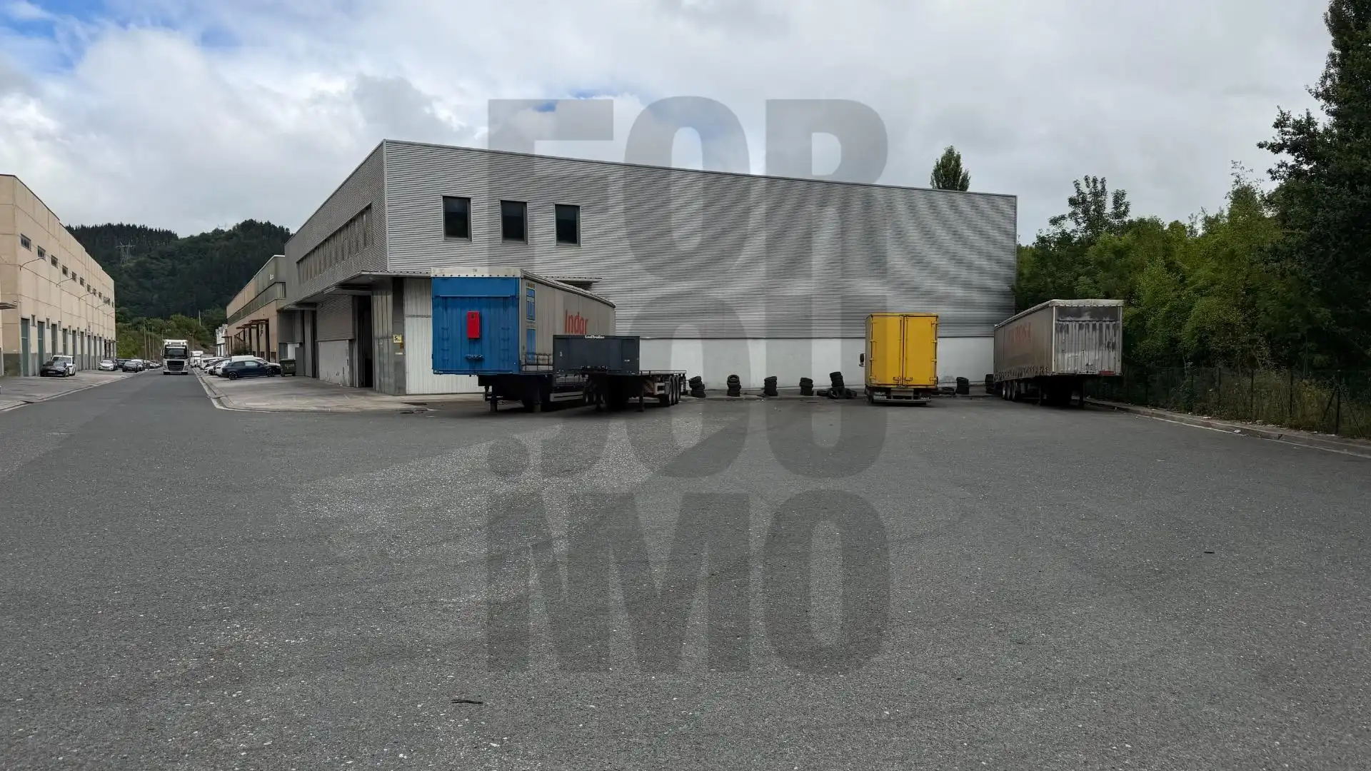 Exterior view of Industrial buildings for sale in Segura