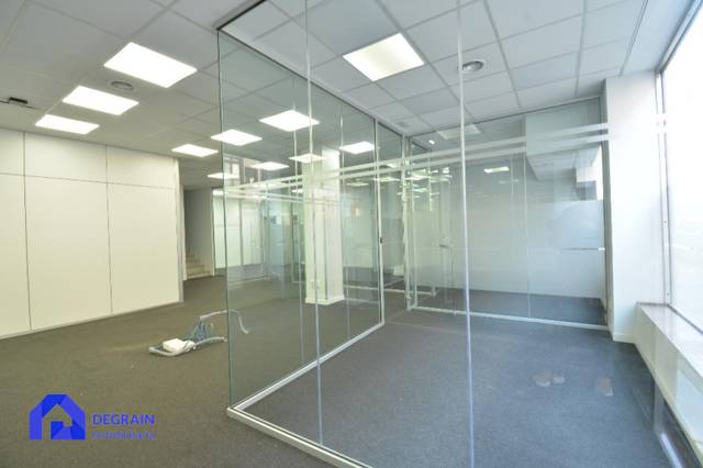 Local comercial en Alquiler en Oviedo - CALLE PADRE FLORENCIO en Milán - Pumarín