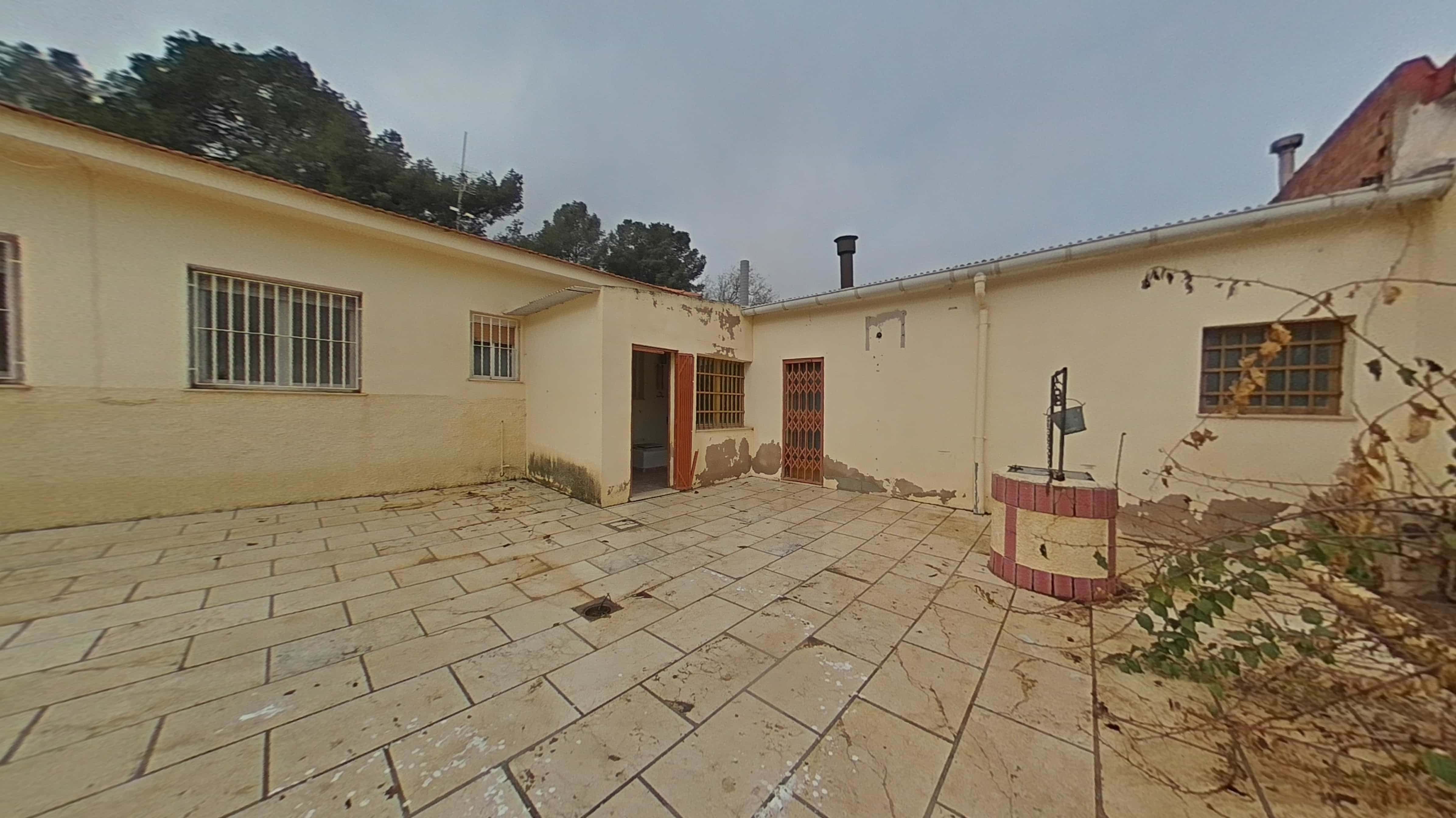 Vista exterior de Casa o xalet en venda en Algueña