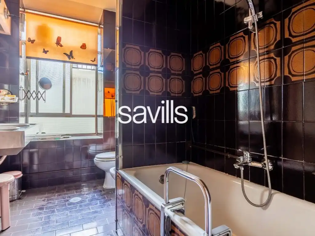 Bathroom of Detached homes for sale in Sevilla