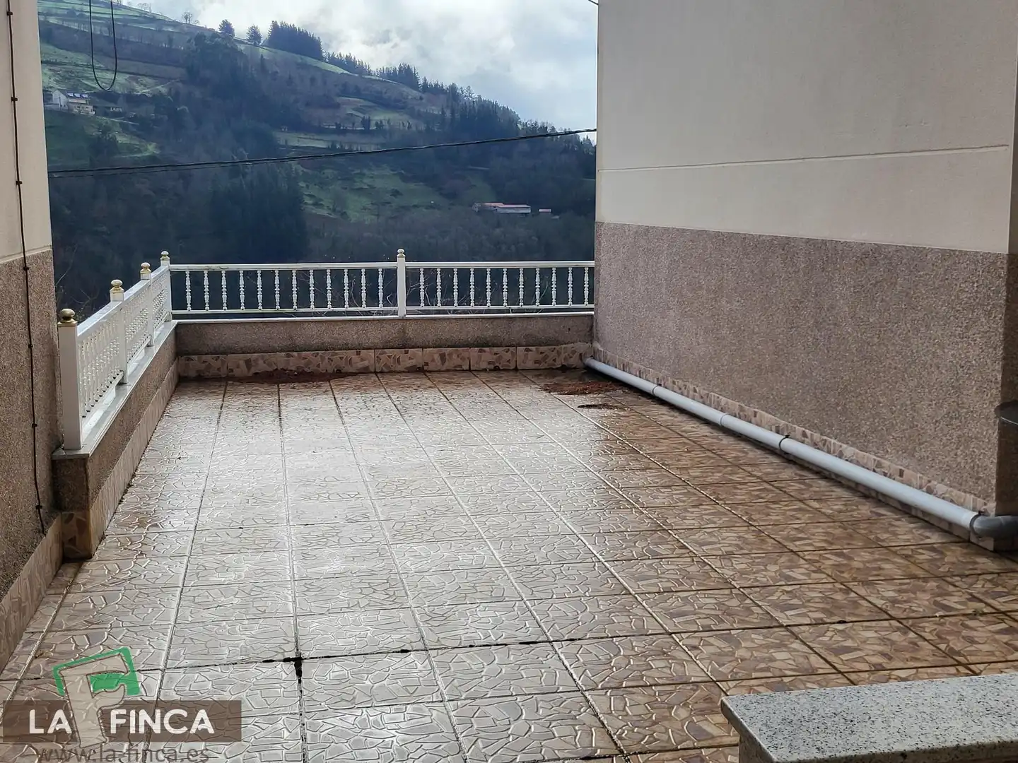 Terraza de Casa o chalet en venta en Cangas del Narcea con Calefacción, Terraza y Trastero