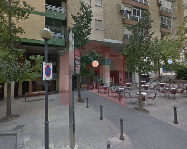 Garaje en Venta en Avenida Granada, 22 en San Ildefonso - Catedral