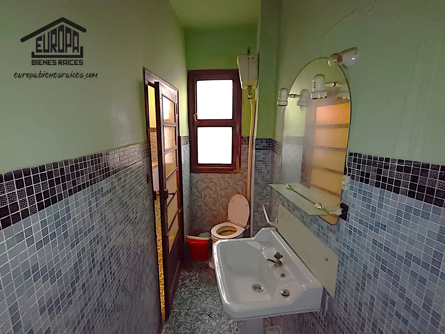 Badezimmer von Einfamilien-Reihenhaus zum Verkauf in Massanassa mit Terrasse und Gemeinschaftspool