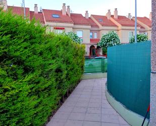 Jardí de Casa o xalet en venda en  Logroño amb Terrassa i Piscina