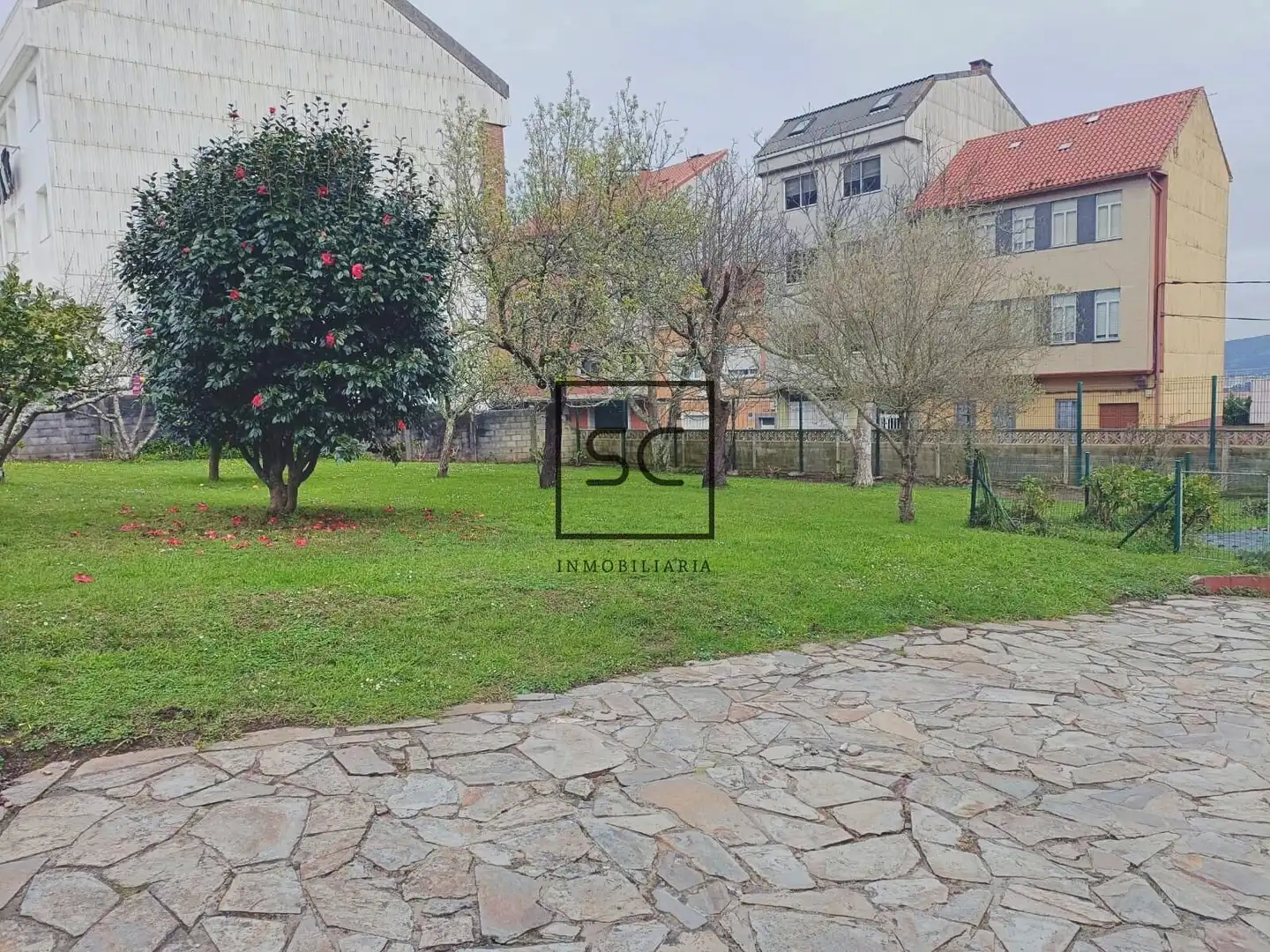 Casa o xalet en venda en Ferrol amb Calefacció, Jardí privat i Alarma