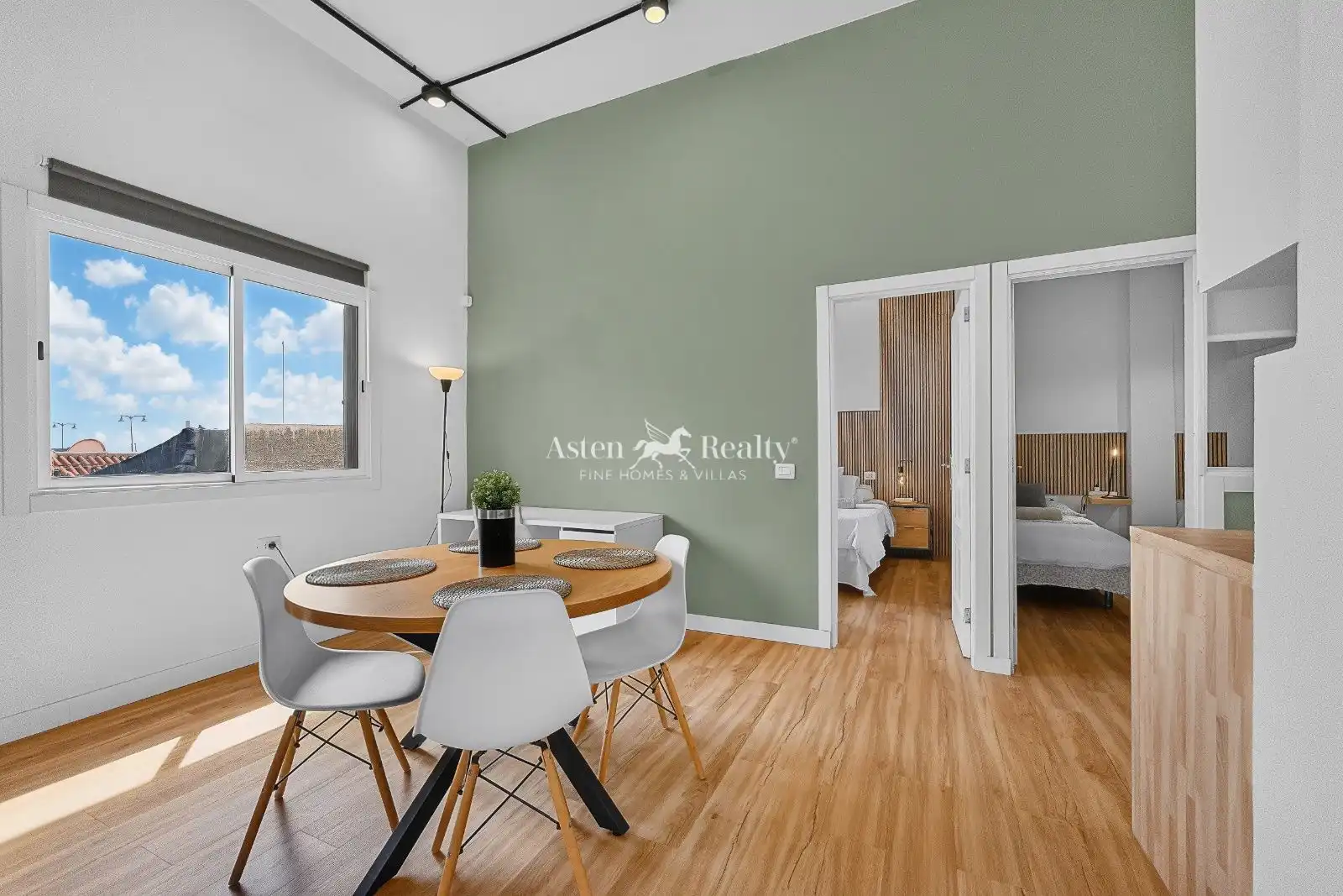 Dining room of Apartments for sale in Alcalá