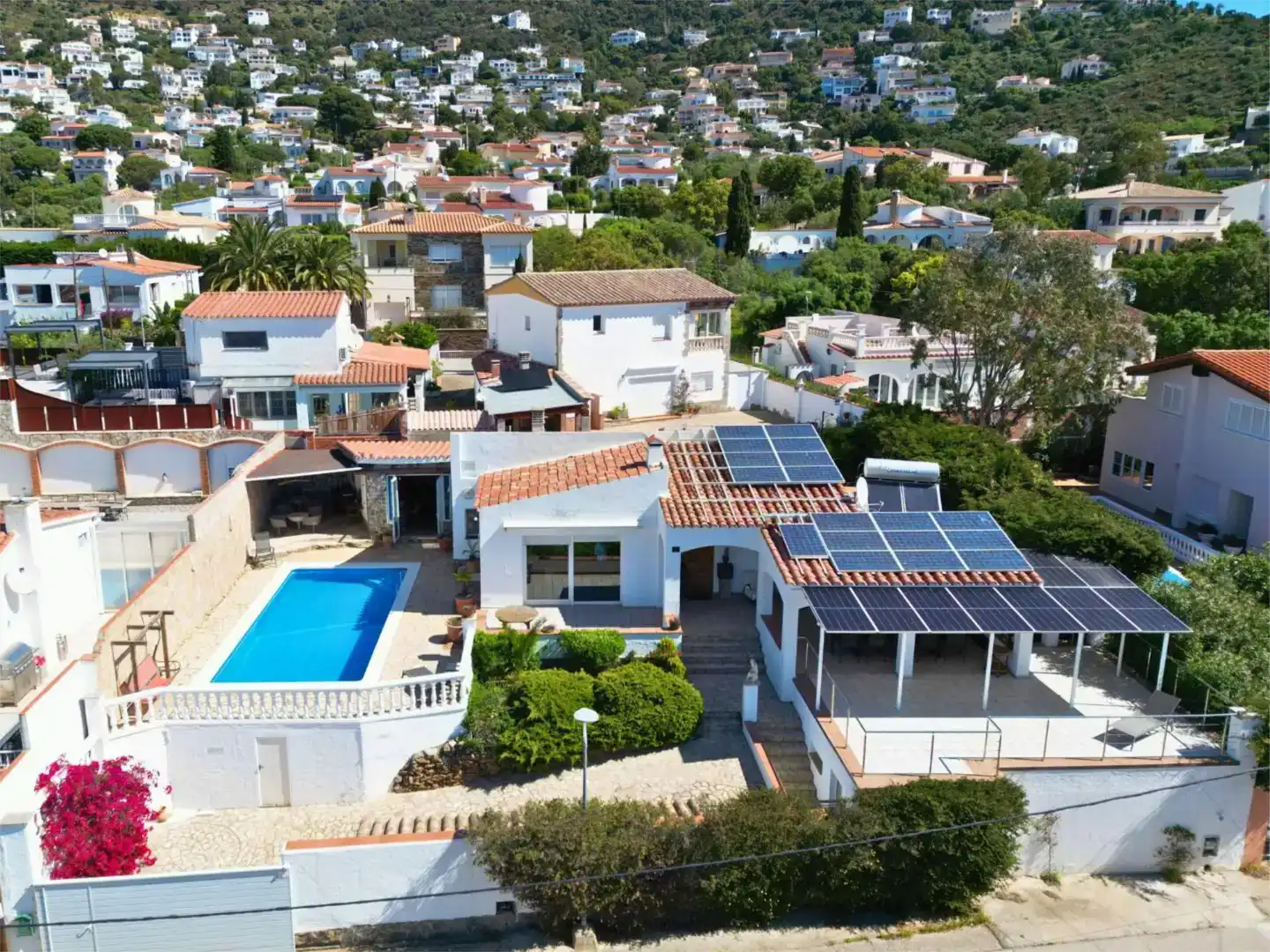Vista exterior de Casa o chalet en venta en Roses con Aire acondicionado, Piscina y Balcón