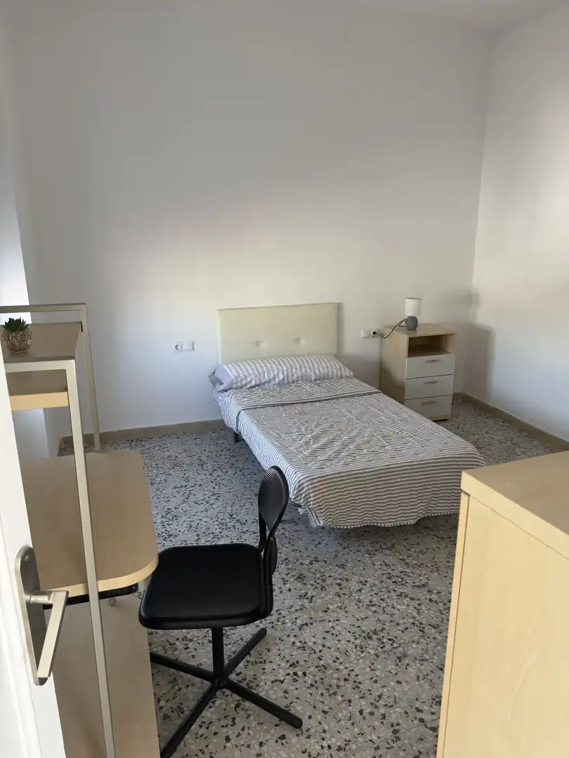Habitación de Dúplex de alquiler en Murcia con Aire acondicionado, Terraza y Amueblado
