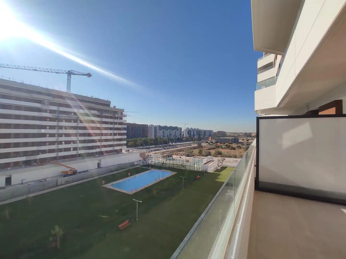 Flat with pool to rent in Entrenúcleos, imagen 18