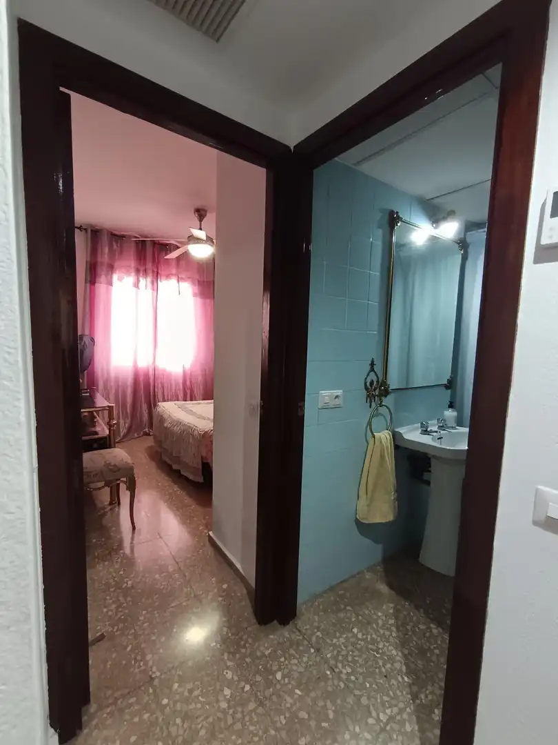 Bedroom of Flat for sale in Córdoba  with Air Conditioner