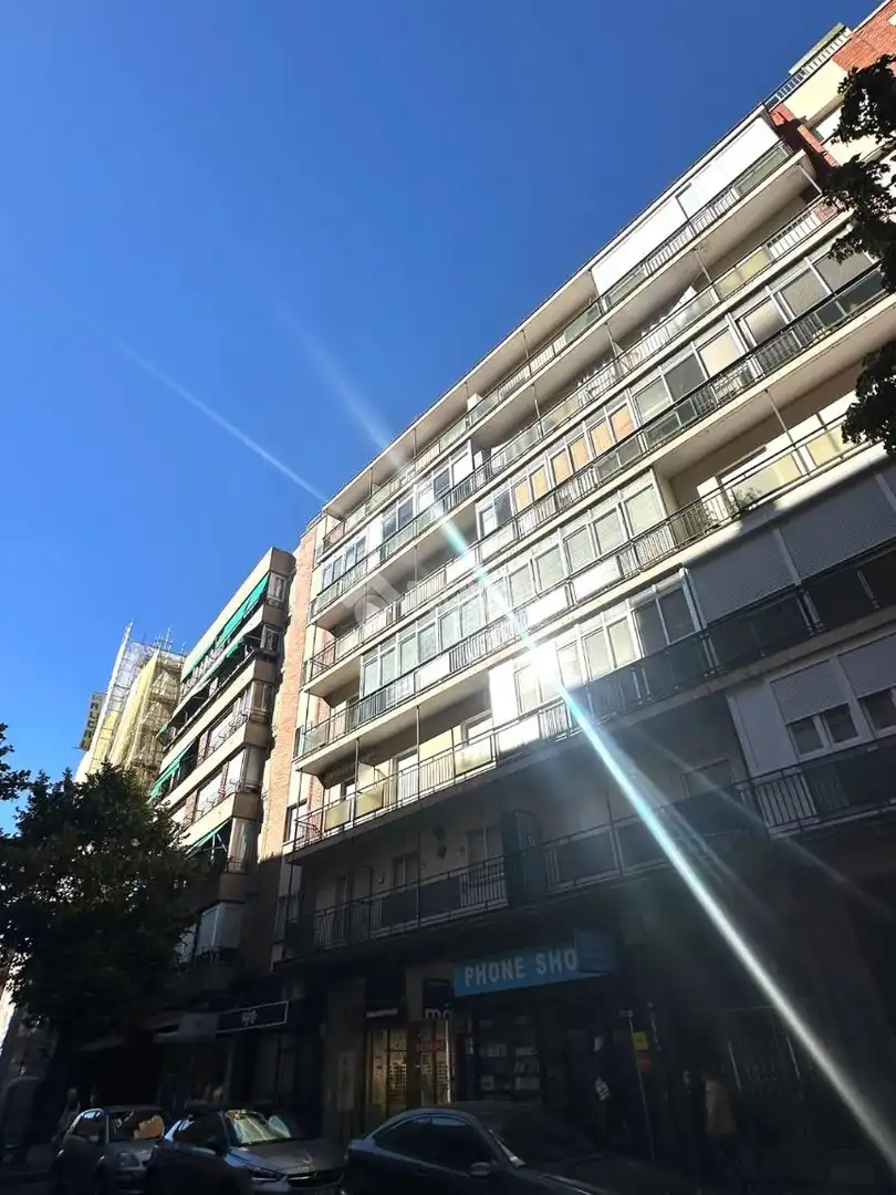 Vista exterior de Pis en venda en Valladolid amb Calefacció i Moblat