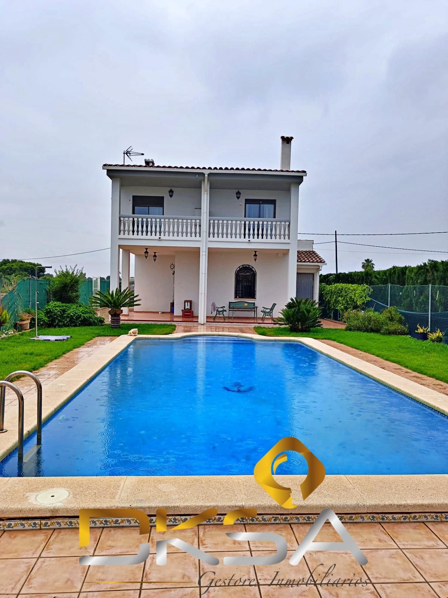 Piscina de Casa o xalet en venda en Almazora / Almassora amb Calefacció, Jardí privat i Terrassa