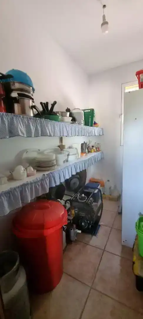 Cuina de Finca rústica en venda en Villarrobledo amb Piscina