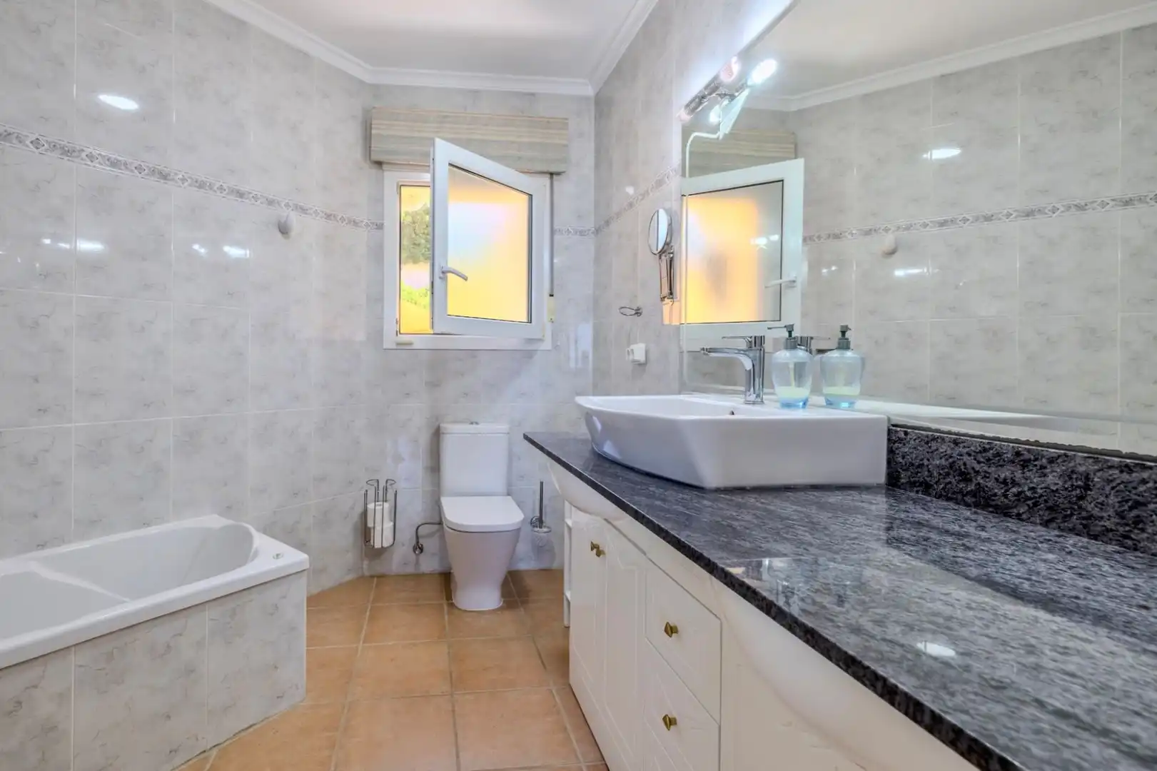 Detached house with terrace for sale in La Pedrera - Vessanes, imagen 39