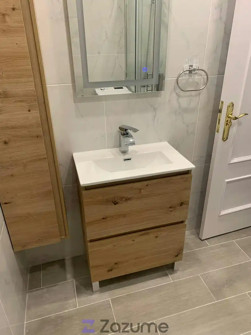Baño de Piso de alquiler en Madrid con Aire acondicionado, Calefacción y Horno
