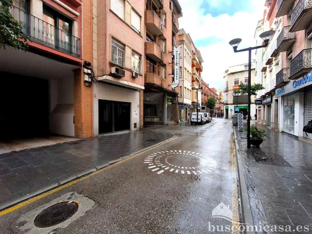 Vista exterior de Garatge en venda en Linares
