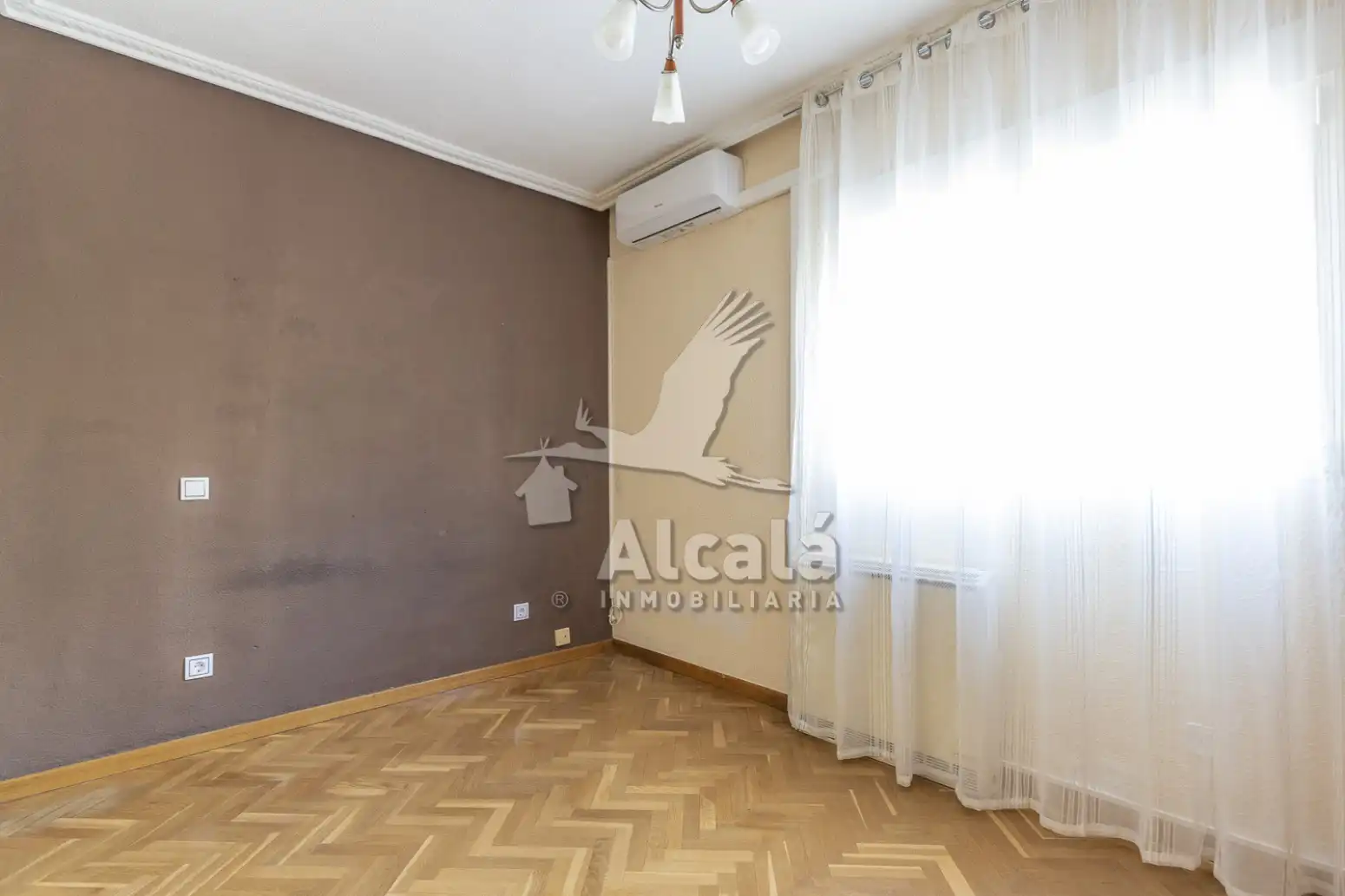 Habitación de Piso en venta en Alcalá de Henares con Aire acondicionado, Calefacción y Parquet