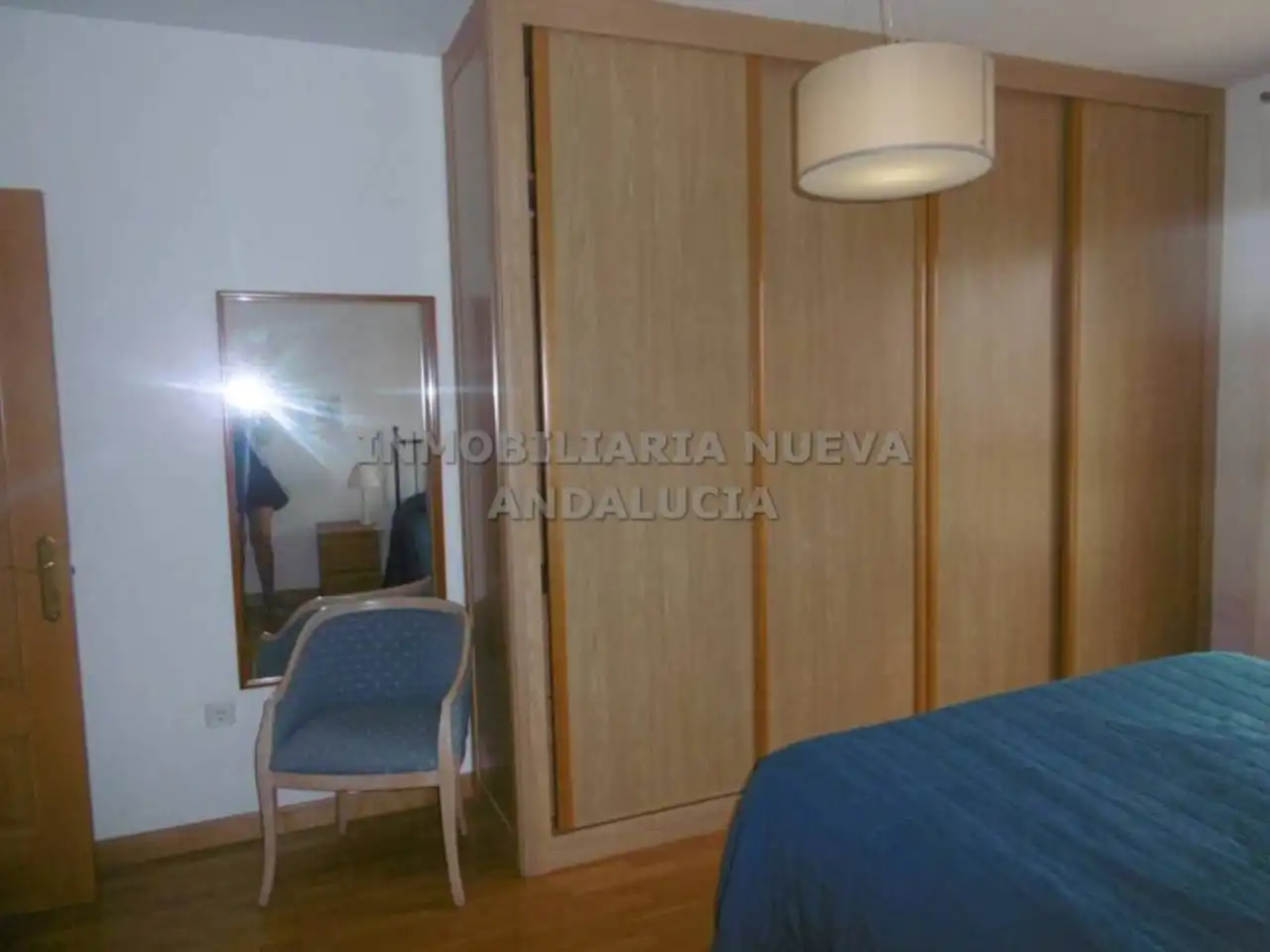 Habitación de Piso de alquiler en Almería con Aire acondicionado, Terraza y Amueblado