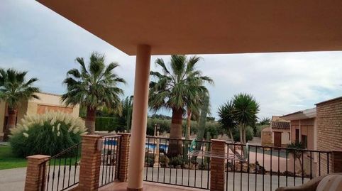 EXCELENTE CHALET EN EL CAMPILLO