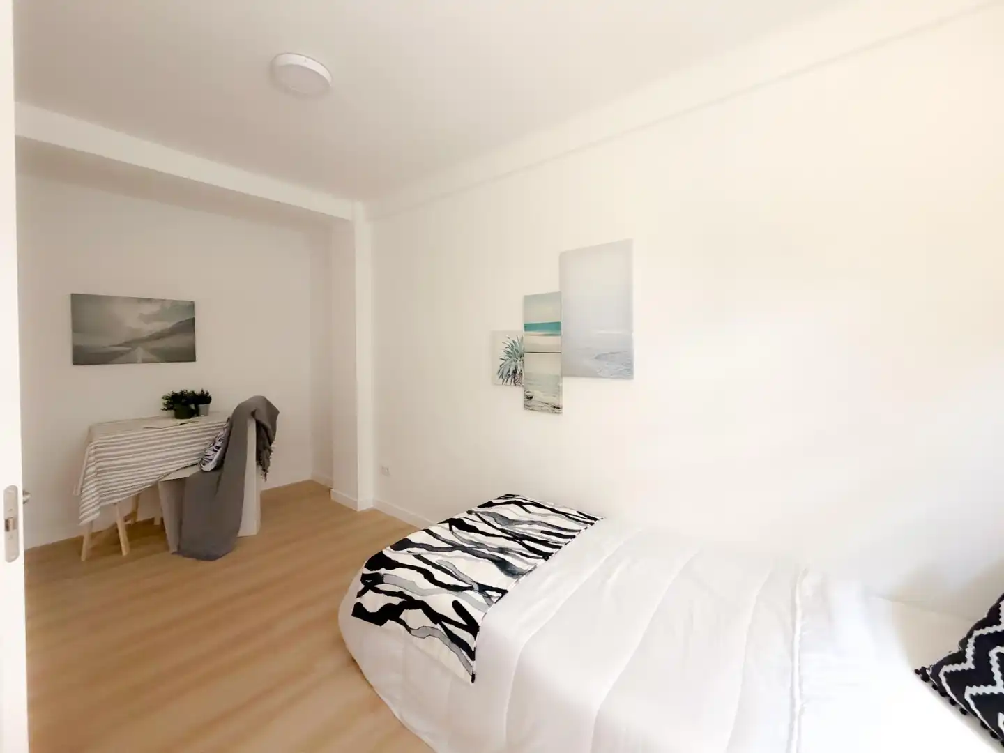 Habitación de Piso en venta en Madrid con Amueblado
