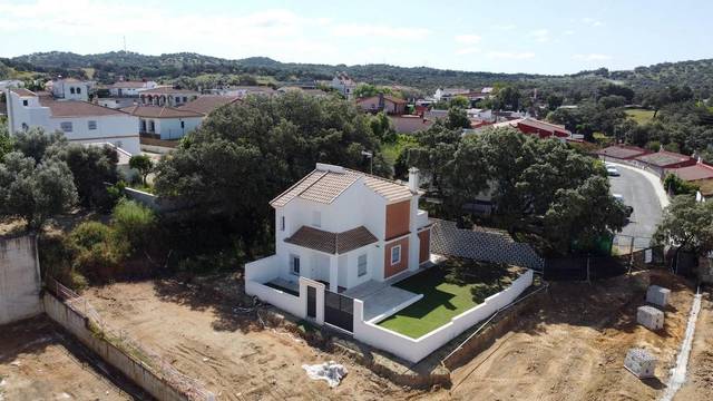 Casa-chalet en Venta en Calle Cerrito, 18 en El Ronquillo