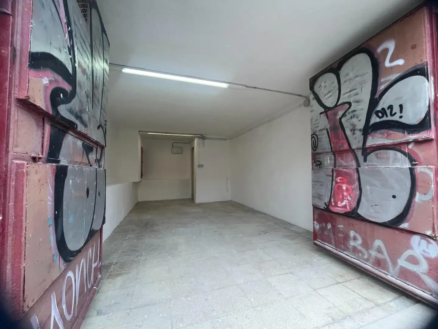 Business premises for sale in Calle de Aguilafuente 9