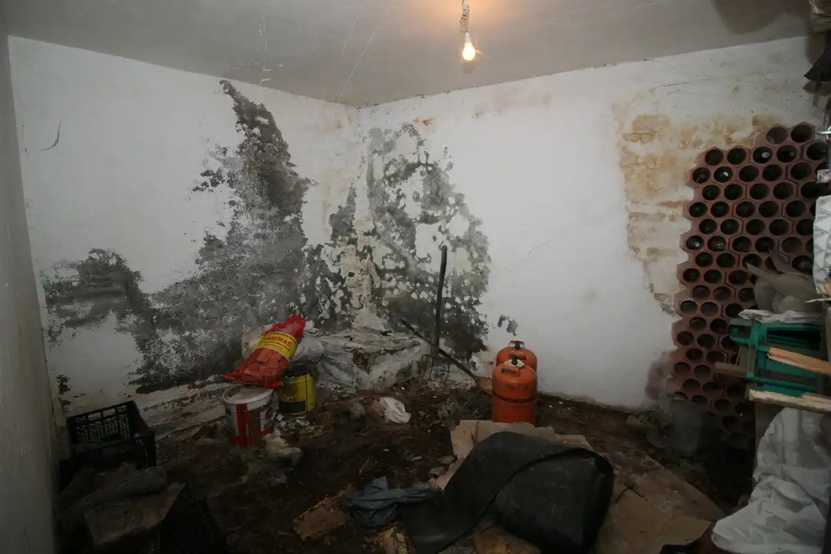 Pis en venda en Cuevas del Valle amb Calefacció, Traster i Moblat