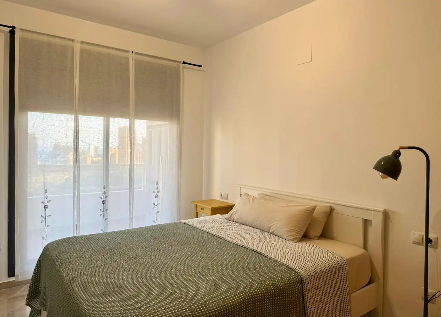 Bedroom of Apartments for sale in Benidorm  with Terrace, Storage room and Furnished