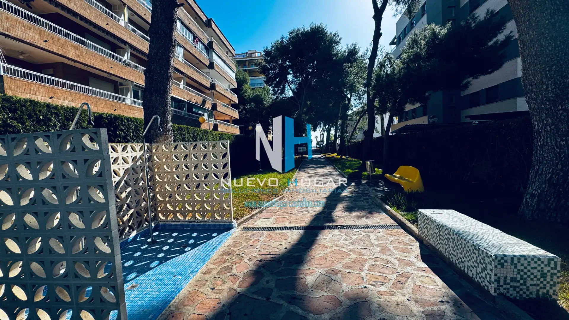 Vista exterior de Apartamento en venta en Benicasim / Benicàssim con Terraza, Amueblado y Lavadora